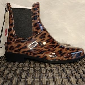 A New Day Chelsea Waterfront Leopard Print Boots Size 5